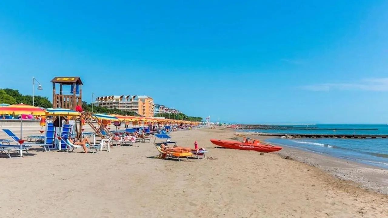 Cozy Flat With Terrace And Shared Pool Apartment Duna Verde Italy